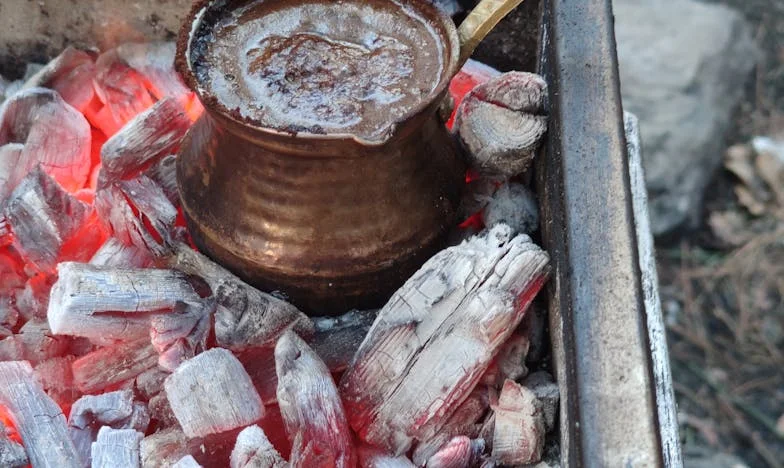Kirúgtak a kórházból – Percekkel később helikopter szállt le a tetőn. Drámai nap Dr. Márta életében Budapesten