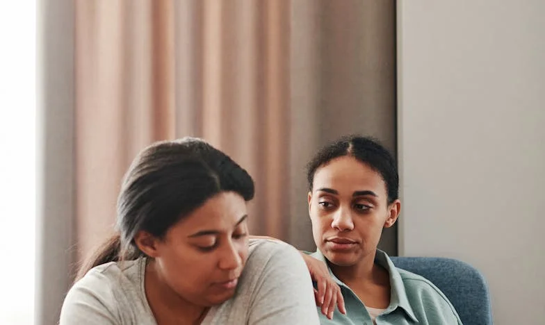 Váratlan látogatás tízkor: Az igazság a zárt ajtók mögött – Egy anya vallomása