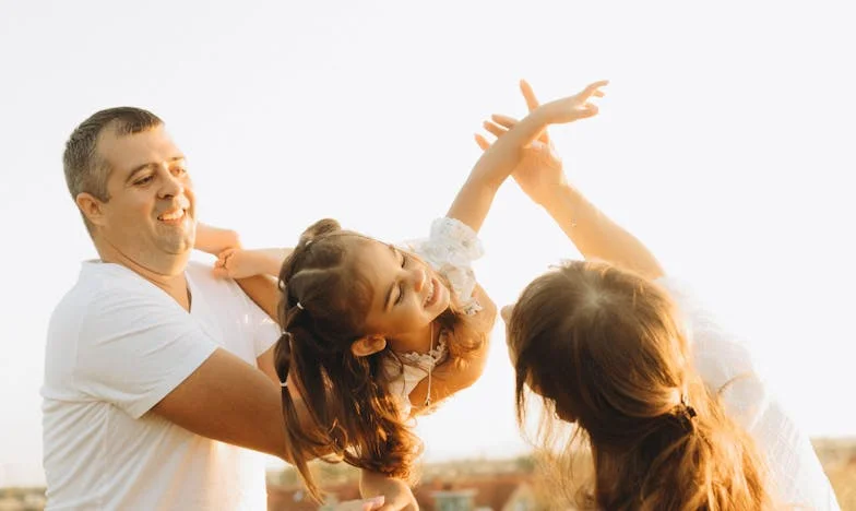 Az éhes szomszéd kislány – Egy budapesti paneldráma