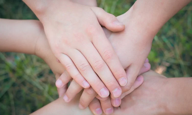 Éjszakai műszakok, nappali álmok – Egy magyar apa küzdelme és csodája