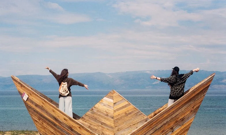 Megérkeztünk érted: Egy nap, amikor a barátság mentett meg a sötétségtől