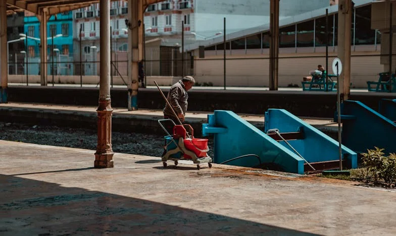 Quando o Amor Chega Tarde: Casei-me aos 57 Anos Contra a Vontade da Minha Filha