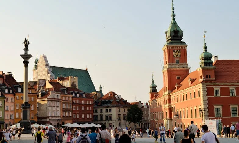 W cieniu nocy: Gdy moja szwagierka z dziećmi zapukała do drzwi – historia o rodzinnych ranach i przebaczeniu