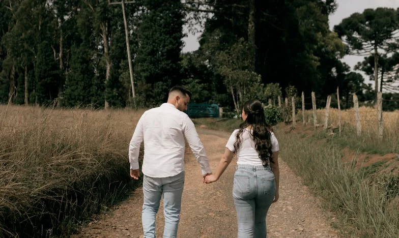 Kiedy mąż wybiera matkę zamiast mnie: Moja walka o rodzinę i wiarę