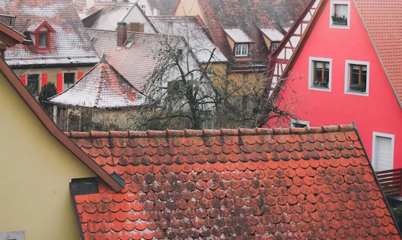 Między Młotem a Kowadłem: Jak Narodziny Córki Rozbiły Naszą Rodzinę (i Jak Próbowaliśmy To Poskładać)
