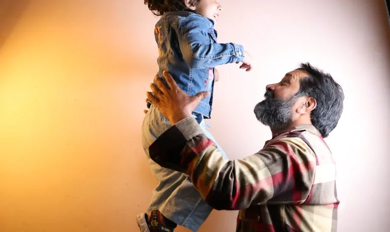 "Moja córka wstydzi się mnie, bo nie stać mnie na prezenty. Historia samotnej matki z Polski"