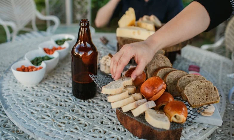W środku nocy, z walizką i dziećmi: Jak uciekłam od męża i zaczęłam życie od nowa