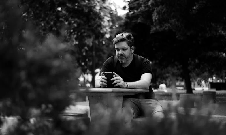 Zdrada w rodzinie: Jak tajemnice mojego męża i jego siostry zniszczyły moje życie