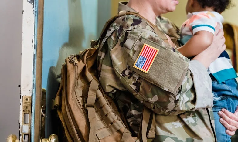 Między ciszą a burzą: Jak próbowałam zbudować więź z przybraną siostrą