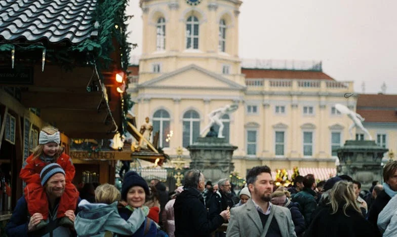 Najbardziej bolało mnie nie to, z kim mnie zdradził, ale dlaczego: trzydzieści lat małżeństwa i jedna rozmowa, która wszystko zmieniła