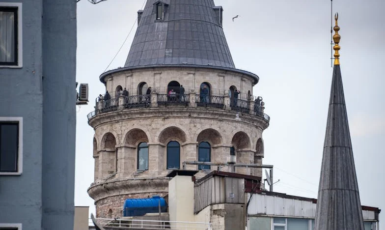 Teściowa zabrała wszystko – nawet czajnik! Rodzinna burza za zamkniętymi drzwiami