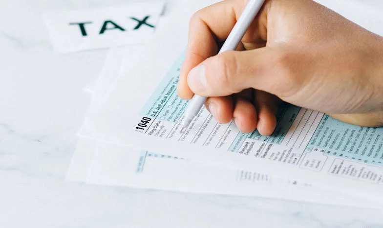 Zadzwoniłam po trzydziestu latach. Odpowiedział: „Właśnie o tobie myślałem”. Czy można wrócić do dawnych uczuć?