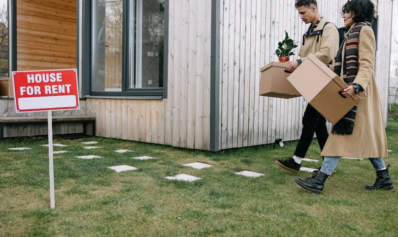 Gość we własnym domu: Opowieść o miłości, granicach i rodzinie