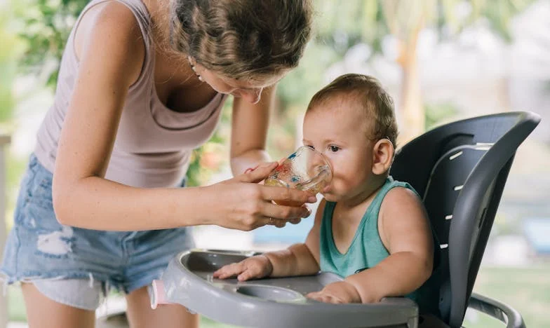 Kiedy rodzina odwraca się plecami: Moje życie między ciszą a buntem – historia Mileny z Warszawy