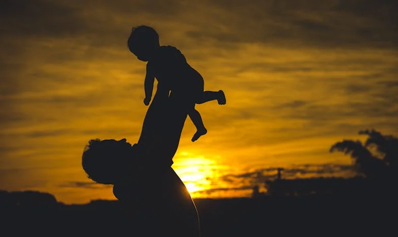 „W ciąży nie wsiadaj do mojego auta!” – Moja historia o przesądach, rodzinnych konfliktach i samotności