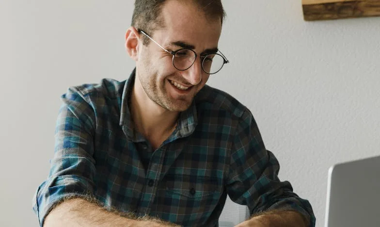 Zaufanie, które mnie zrujnowało – historia o miłości, zdradzie i sile przetrwania