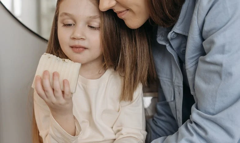 „Dlaczego nie masz dla mnie pieniędzy?” – Opowieść o rodzinie, która zgubiła siebie w pogoni za marzeniami