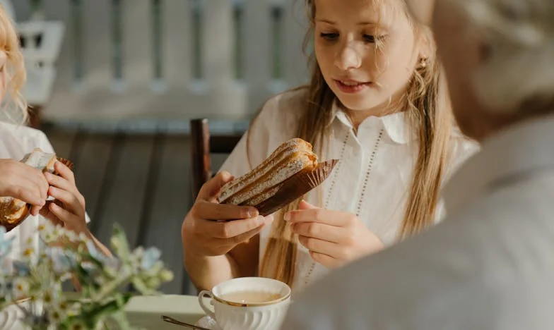 Kiedy miłość nie zna wieku: Synowska decyzja, która rozdarła rodzinę