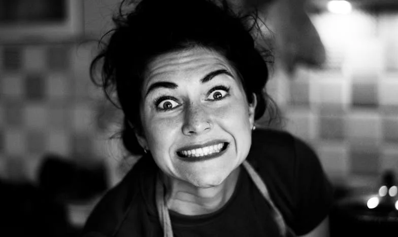 Między modlitwą a łzami: Jak przeżyłam życie z teściową pod jednym dachem