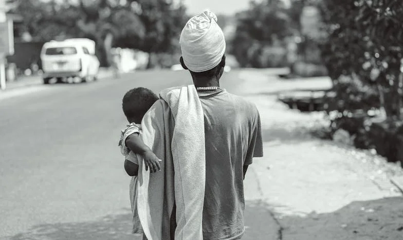 Nie martw się, jeszcze nic złego się nie stało. To tylko twoja córka postanowiła żyć na własny rachunek.