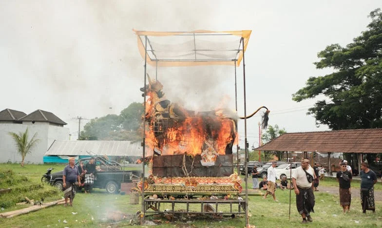 Nigdy nie zdążyłam powiedzieć mamie, że jestem w ciąży: Opowieść o rodzinie, tajemnicach i dziedzictwie