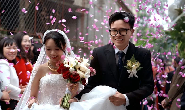 Wykluczona z Rodzinnego Szczęścia: Serce Matki na Krawędzi