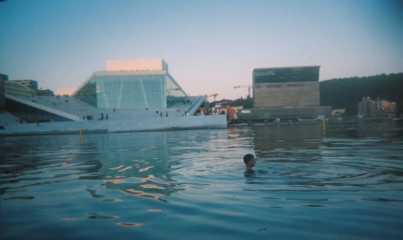 Wykluczona z wesela mojej pasierbicy: czy kiedykolwiek byłam częścią tej rodziny?