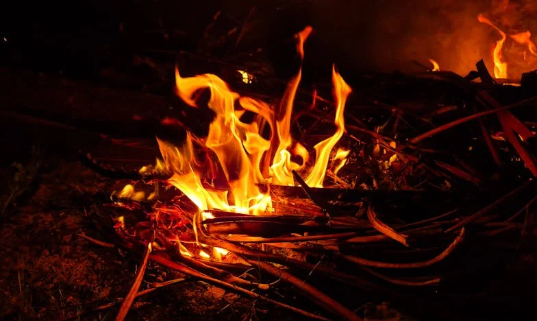 Wyrzucona z własnego życia: „Nie jesteś matką, jesteś przekleństwem” – Mój upadek i walka o syna