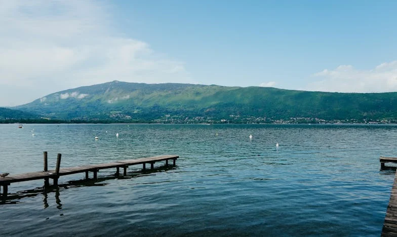 Złamane obietnice domu: Historia powrotu, który nie był powitaniem