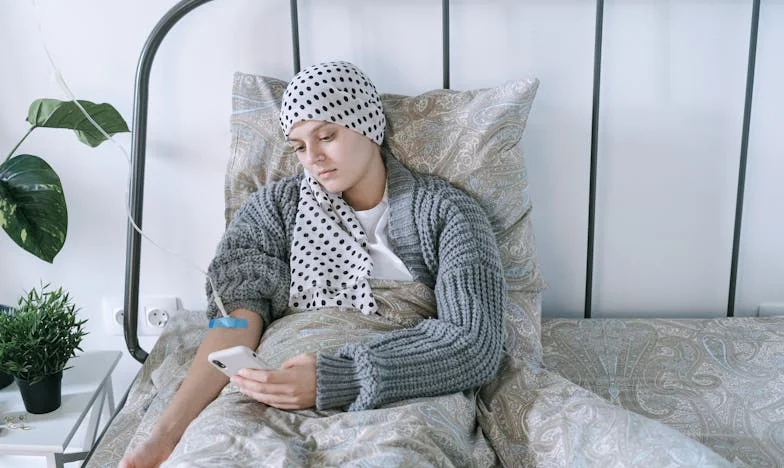 Kiedy Mama Dzwoni, Świat Staje w Miejscu: Opowieść o Córce, Obowiązku i Własnych Granicach