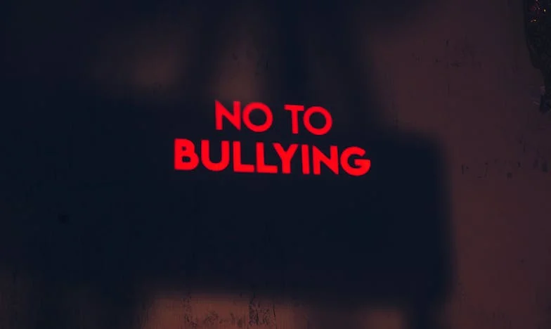 Kiedy prawda boli: Historia Magdy i sprawiedliwości w Warszawie