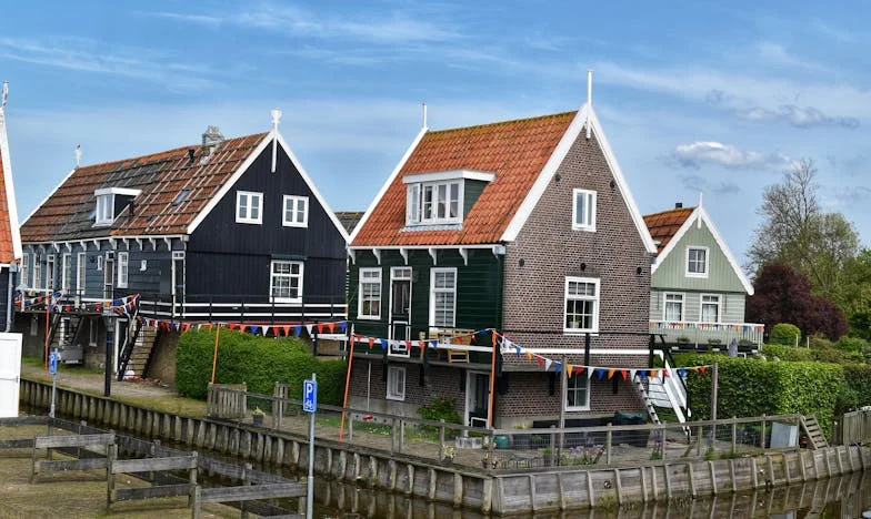 Noc, Która Zmieniła Wszystko: Opowieść o Rodzinie, Przeznaczeniu i Przebaczeniu