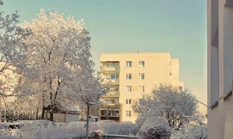 „Tata, ona przytrzymała moją rękę na kuchence…” – telefon ze szpitala, którego nie da się zapomnieć
