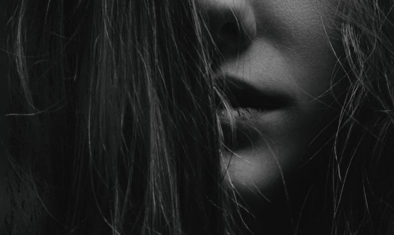 Zakochałam się w wieku 62 lat. Podsłuchałam rozmowę, która zmieniła wszystko.