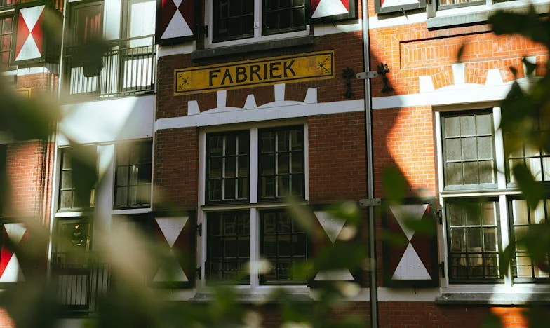 Dům, který mi nikdy nepatřil: Příběh o rodině, zradě a hledání vlastního místa