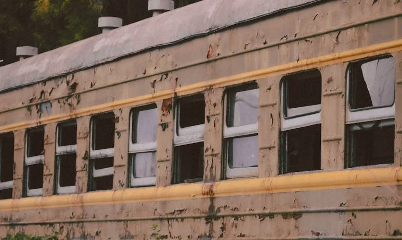 Když minulost zaklepe: Tajemství mé dcery a bouře v naší rodině