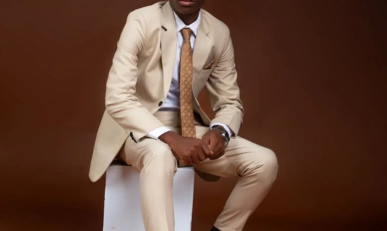 Máma chce, abych si rozuměla s nevlastní sestrou. Ale její upřímnost mě ničí.