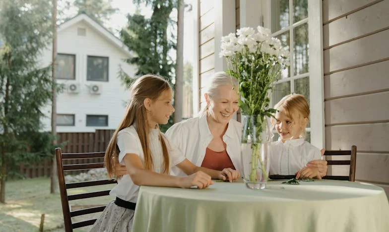 Po dvaceti letech manželství mě opustil kvůli mladší. Ale kdo mě přišel utěšit jako první, to bych nikdy nečekala…