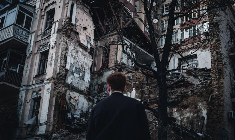 „Promiň, mami, ale stydím se za tebe…” – Když láska nestačí v matce a dceři