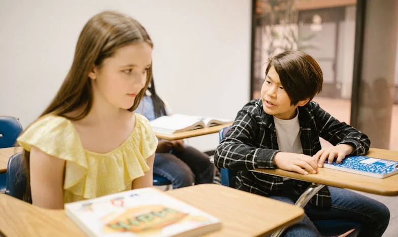 „Už v tvém synovi nevidím žádný přínos, odcházím od něj.“ Jak mi snacha rozbila rodinu a já musela bojovat o svého syna i vnoučata
