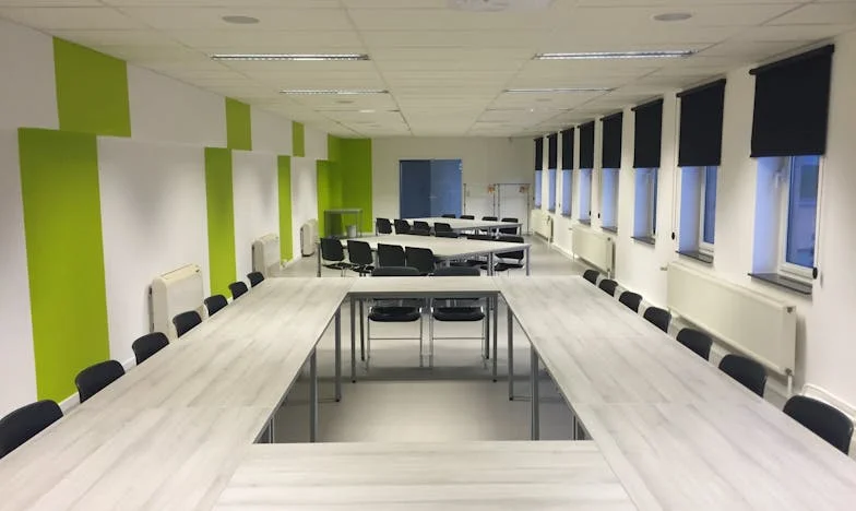 Navrhla jsem rozdělit police v lednici: Tchyně paní Jarmila zuří – Sdílení nikdy nebylo její silnou stránkou