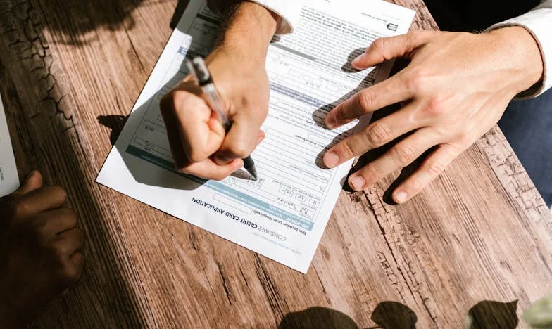 Noční šepoty: Ve stínu tajemství