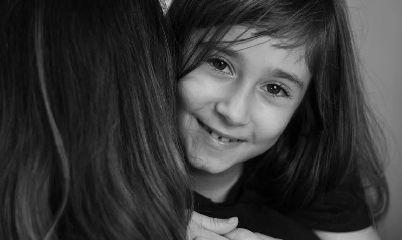 Po 35 letech jsem ho znovu potkala. Myslela jsem, že je to jen náhoda. Ale když řekl "Anko?", všechno se vrátilo.