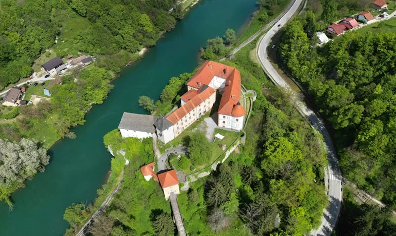 Když láska narazí na odpor: Můj boj o spojení dvou rodin