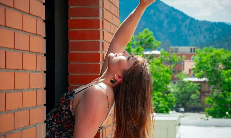 La optsprezece ani, fiul meu a devenit tată: Povestea unei sarcini adolescentine într-un orășel românesc