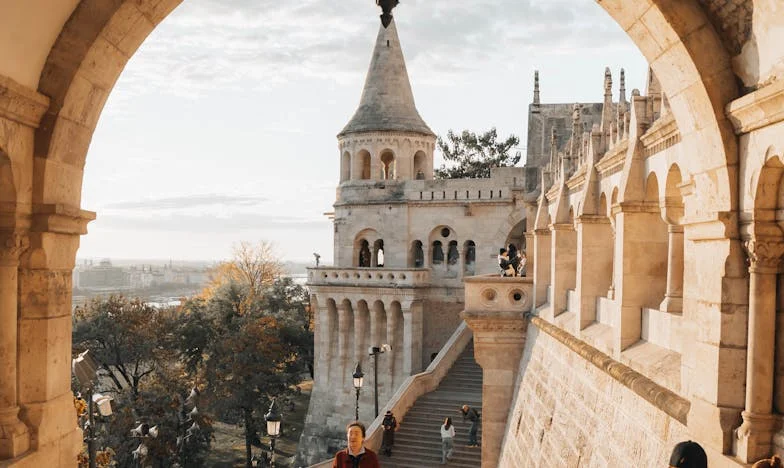 Când casa nu mai e acasă: Mărturia unei mame românce