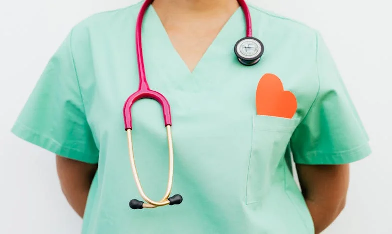 Când mama-soacră îți fură mireasa: O nuntă românească cu gust amar și dulce