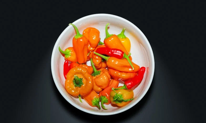 Curajul la masa de duminică: Cum am învățat să nu mai tac în fața soacrei mele