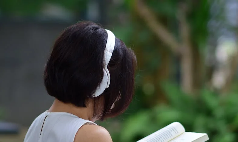 De ce ai intrat în camera mea fără să bați la ușă? – Povestea unei familii românești măcinate de secrete