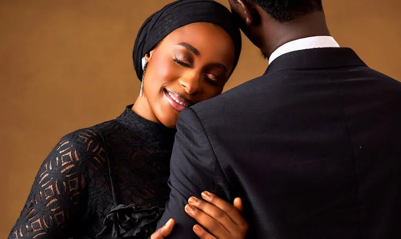 „Nu mai e loc pentru tine aici, mamă” – Povestea unei iubiri care doare